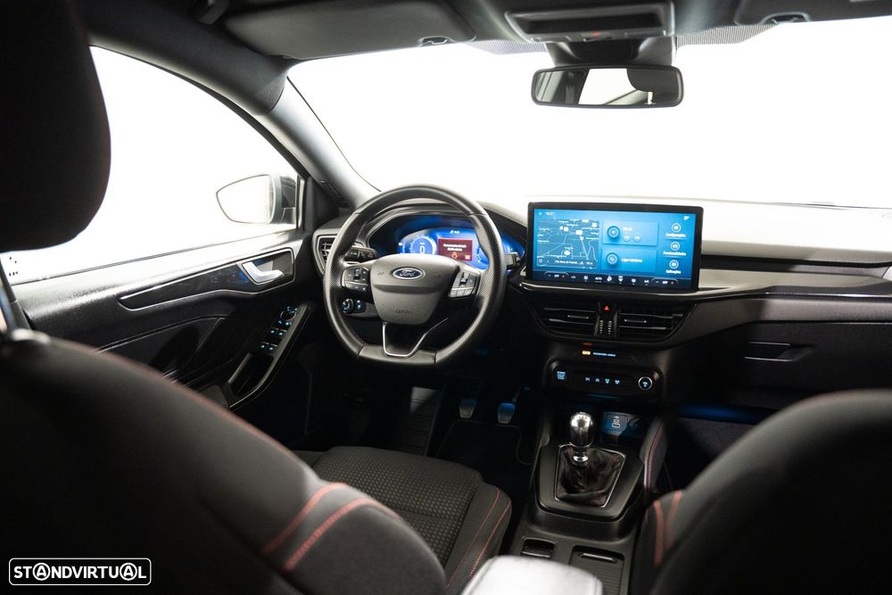 Ford Focus SW 1.0 EcoBoost MHEV ST-Line X - 9