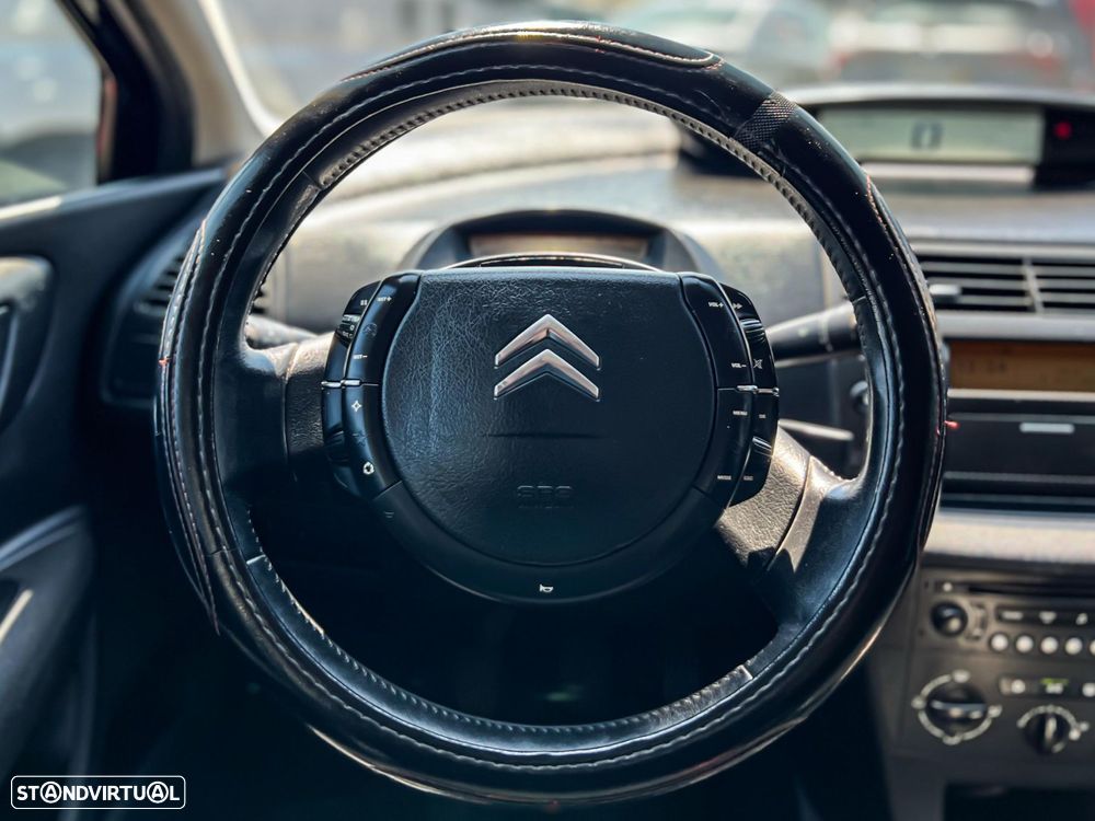 Citroën C4 1.4 16V SX - 13