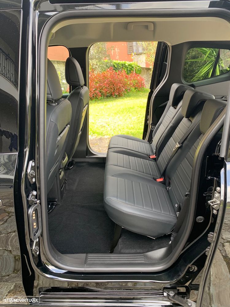 Mercedes-Benz T 180 d Auto Progressive - 16