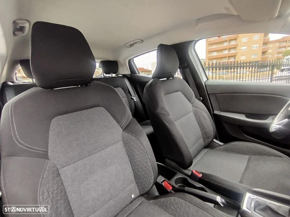 Renault Clio 1.6 E-Tech Full Hybrid Techno - 12