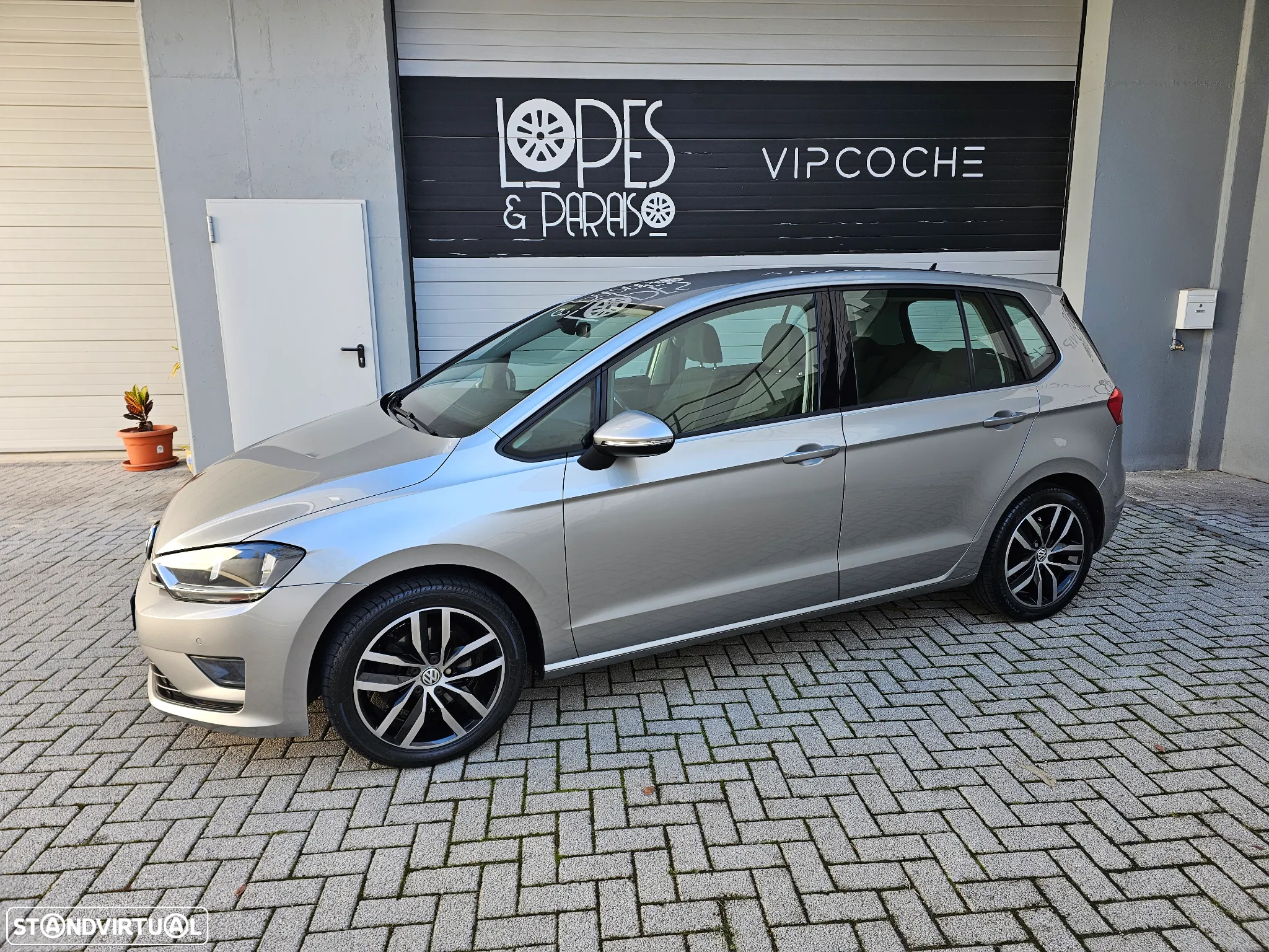 VW Golf 1.6 TDI Highline - 4