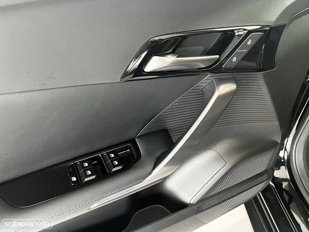 MG MG4 4 Luxury 64 kWh - 24