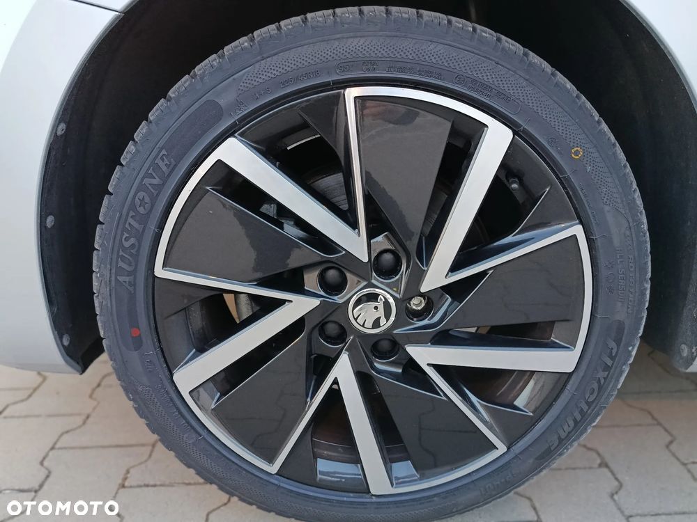 Skoda Octavia 1.4 TSI DSG Style - 35