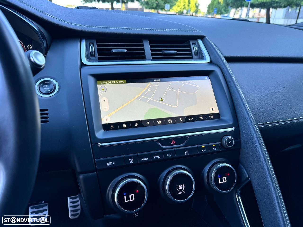 Jaguar E-Pace 2.0 i4D R-Dynamic - 20