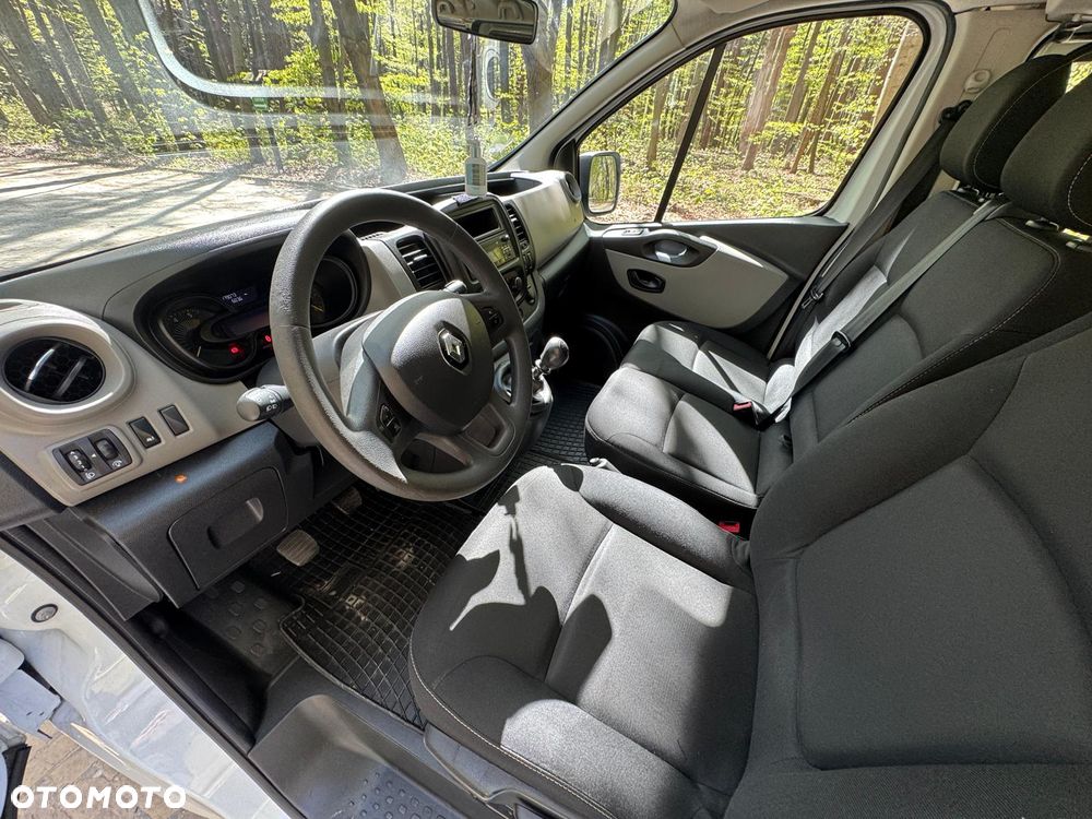 Renault Trafic - 20