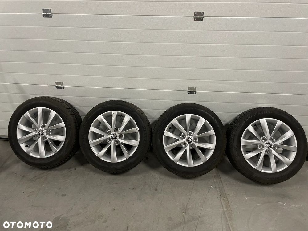Felgi 4x SKODA  5E0601025BJ FELGA ALUMINIOWA 6,5jx16h2 ET46 - 1