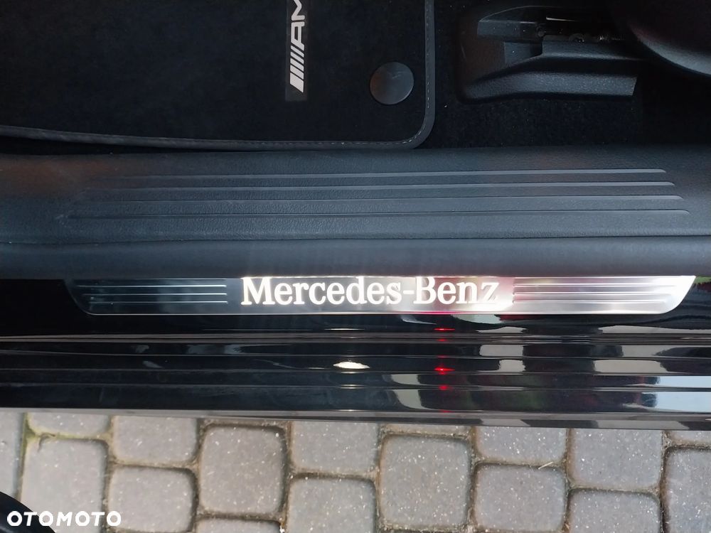 Mercedes-Benz CLA 250 4Matic 7G-DCT AMG Line - 16