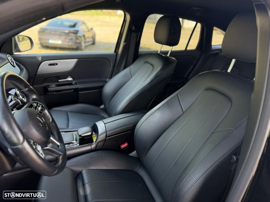 Mercedes-Benz GLA 250 - 23