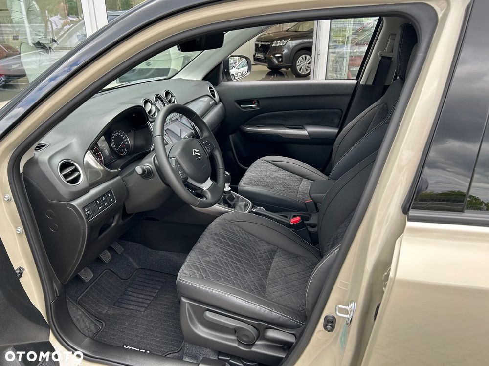 Suzuki Vitara 1.4 Boosterjet mHEV Elegance 2WD - 10