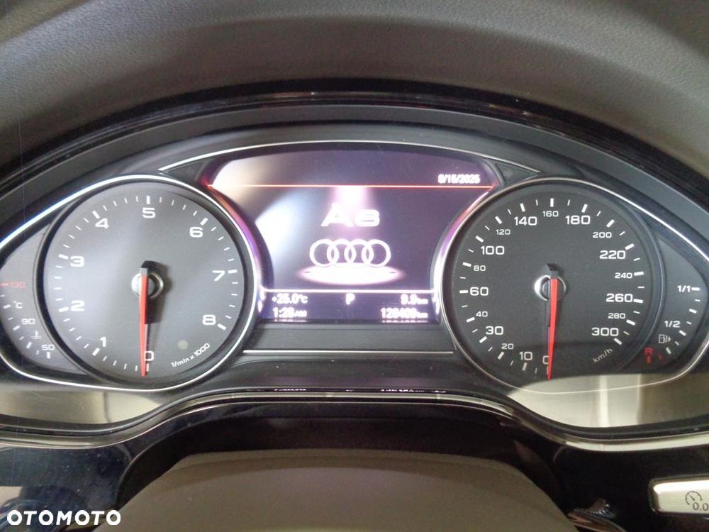 Audi A8 - 23