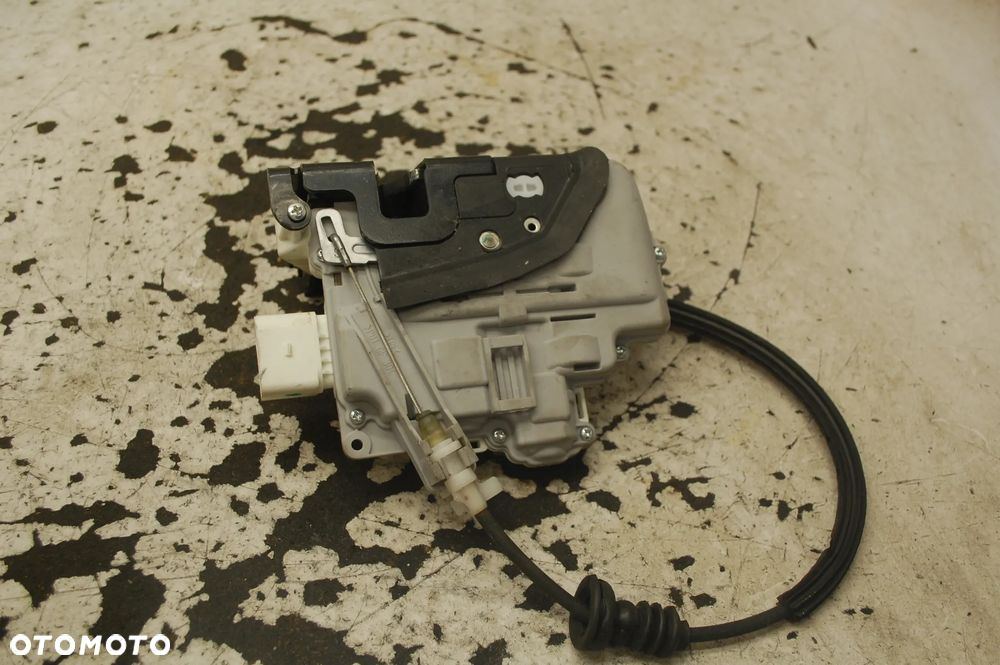 ZAMEK DRZWI LEWY PRZÓD PRZEDNI 9 PIN SKODA SUPERB II 3C1837015A VW - 3