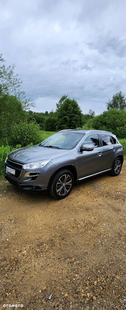 Peugeot 4008 - 13