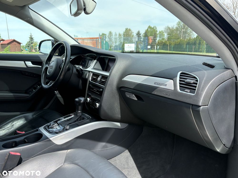 Audi A4 Limousine - 14
