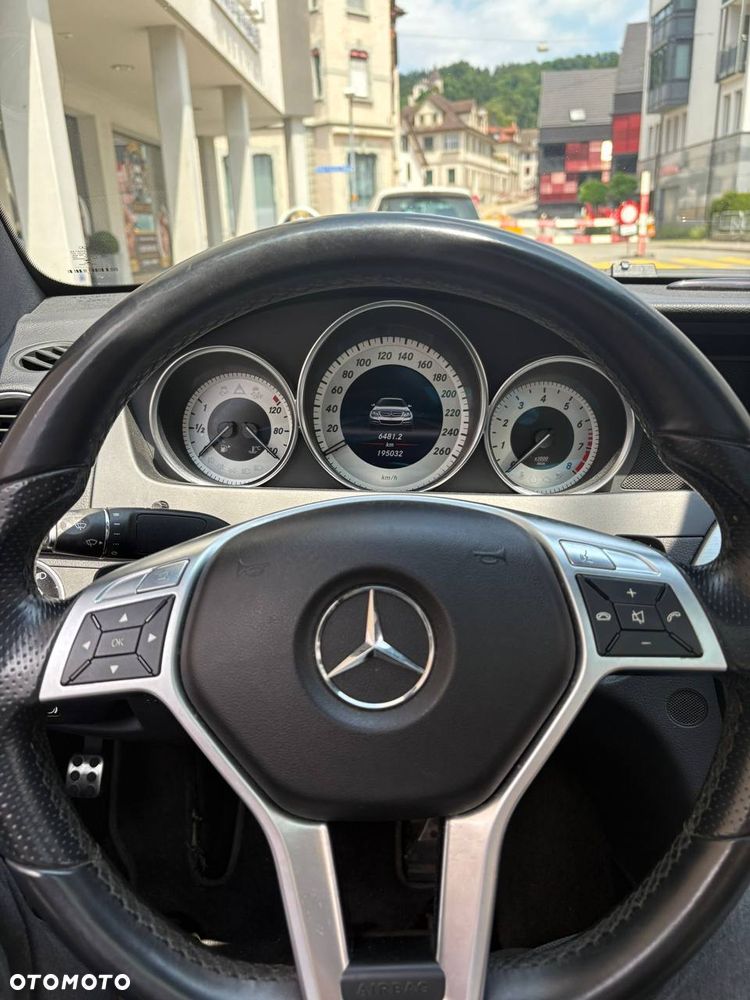 Mercedes-Benz Klasa C 350 CGI BlueEff - 37