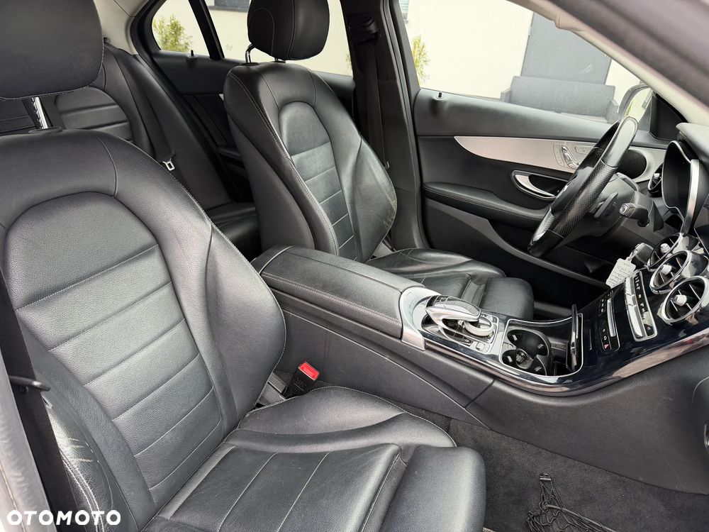 Mercedes-Benz Klasa C 200 7G-TRONIC Exclusive - 21