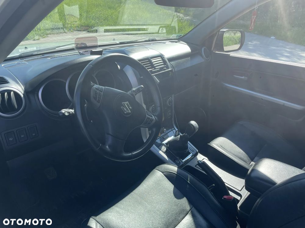 Suzuki Grand Vitara - 9