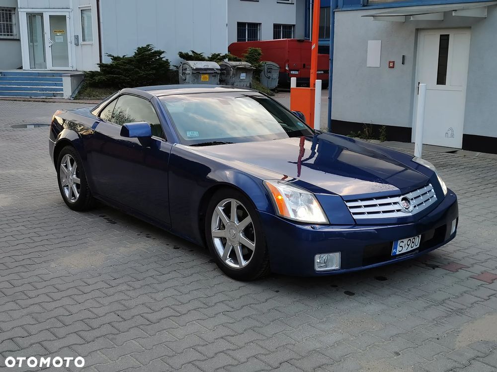 Cadillac XLR 4.6 V8 - 3