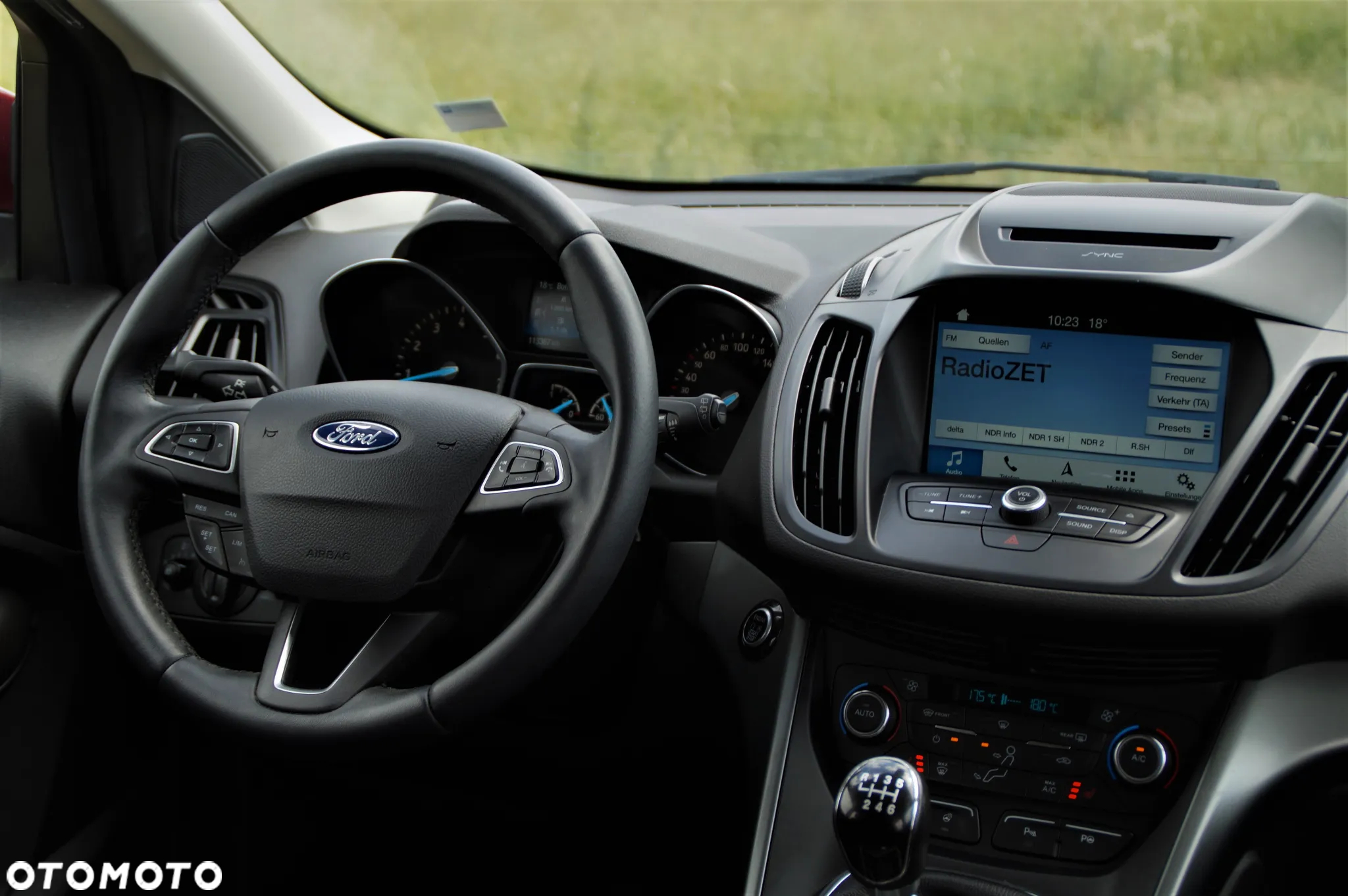 Ford Kuga - 38