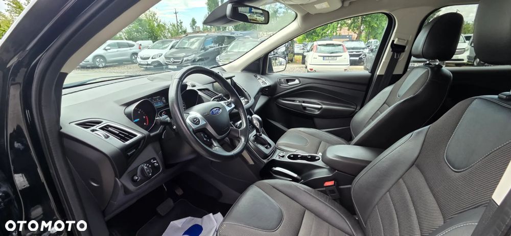 Ford Kuga 2.0 TDCi 4x4 Titanium - 32