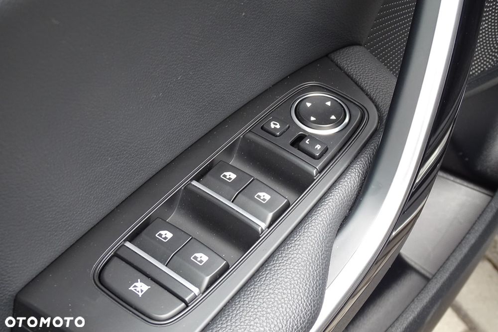 Kia XCeed 1.5 T-GDI MHEV Prestige Line DCT - 24