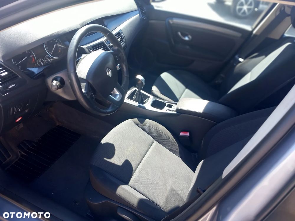 Renault Laguna 1.6 Emotion - 19