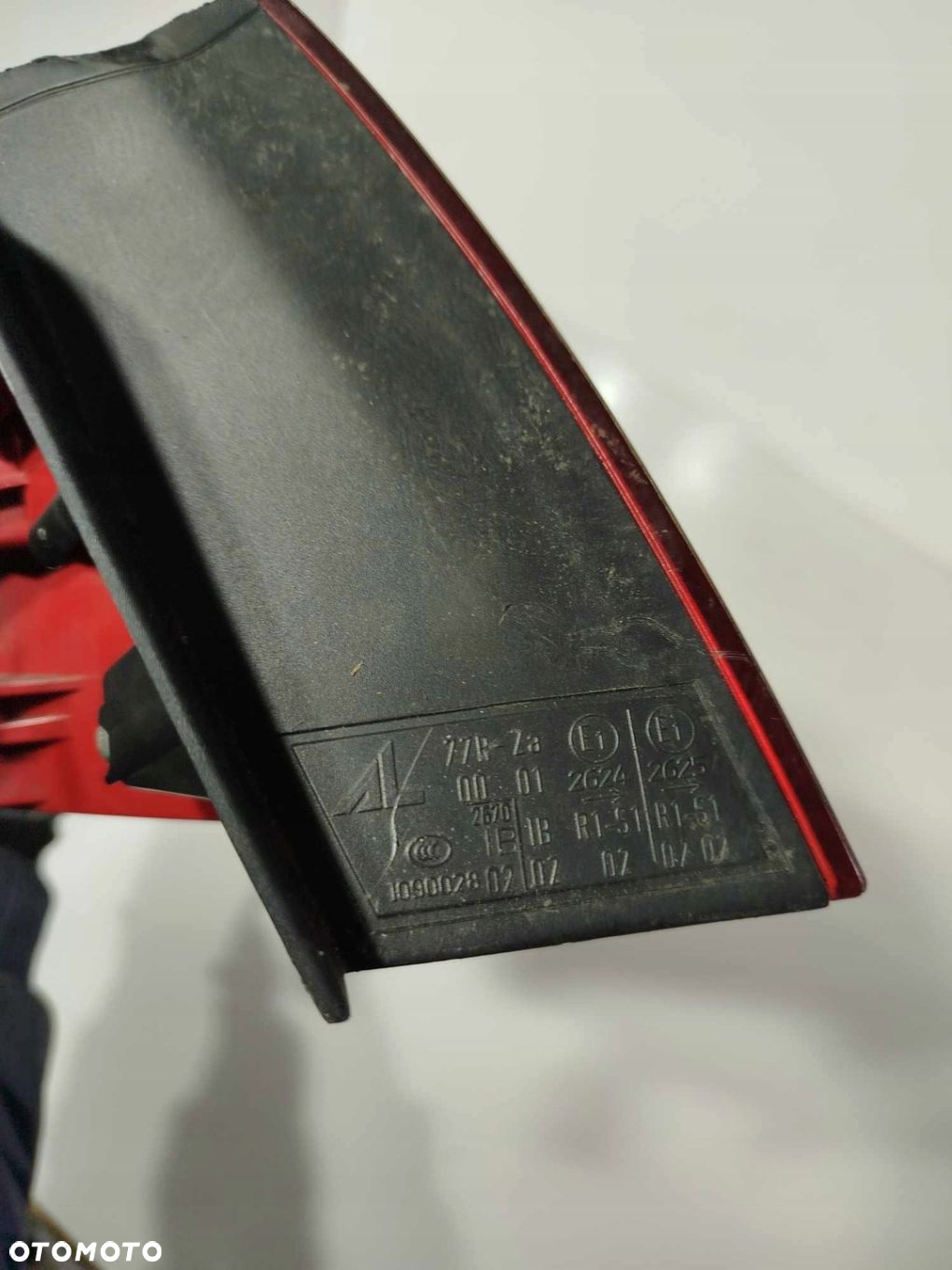 LAMPA PRAWA TYLNA TYŁ AUDI A5 8T 07-11 DIODA DIODY - 4
