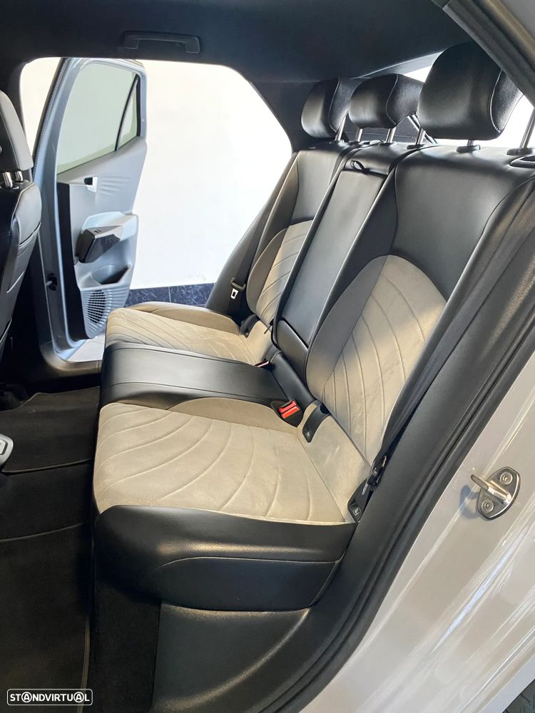 VW ID.3 Pro Performance - 10