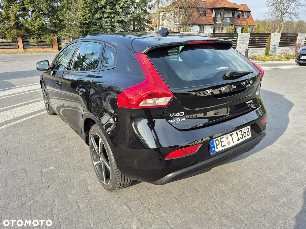 Volvo V40 - 10