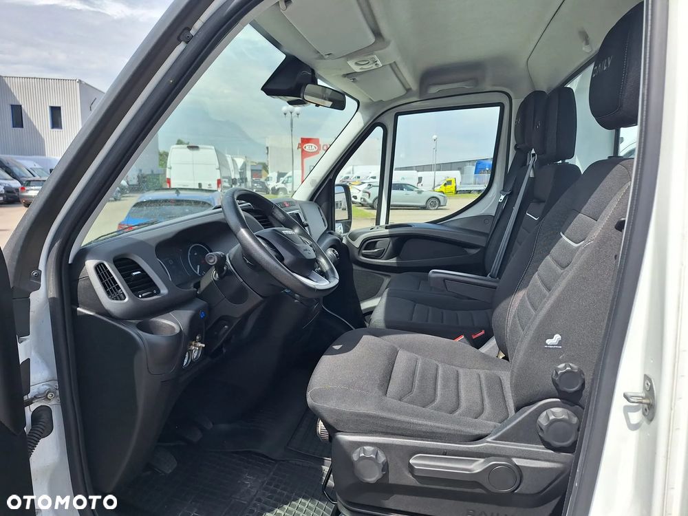 Iveco 35S18 Pomoc Drogowa Najazd Laweta Krajowy Ledy Nawigacja Poduszki Pomocnicze ! - 19