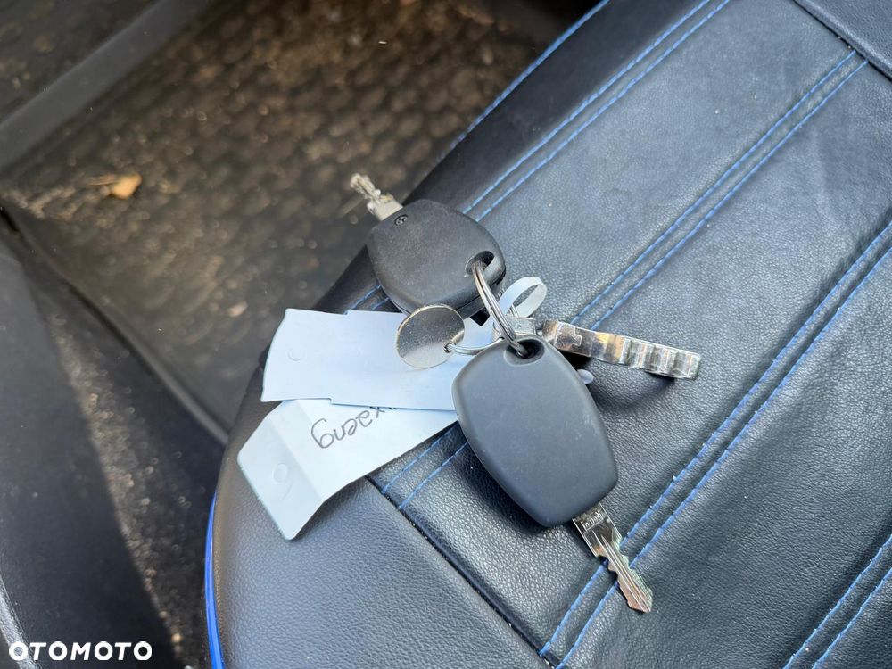 Dacia Duster dCi 110 FAP 4x4 Laureate - 12