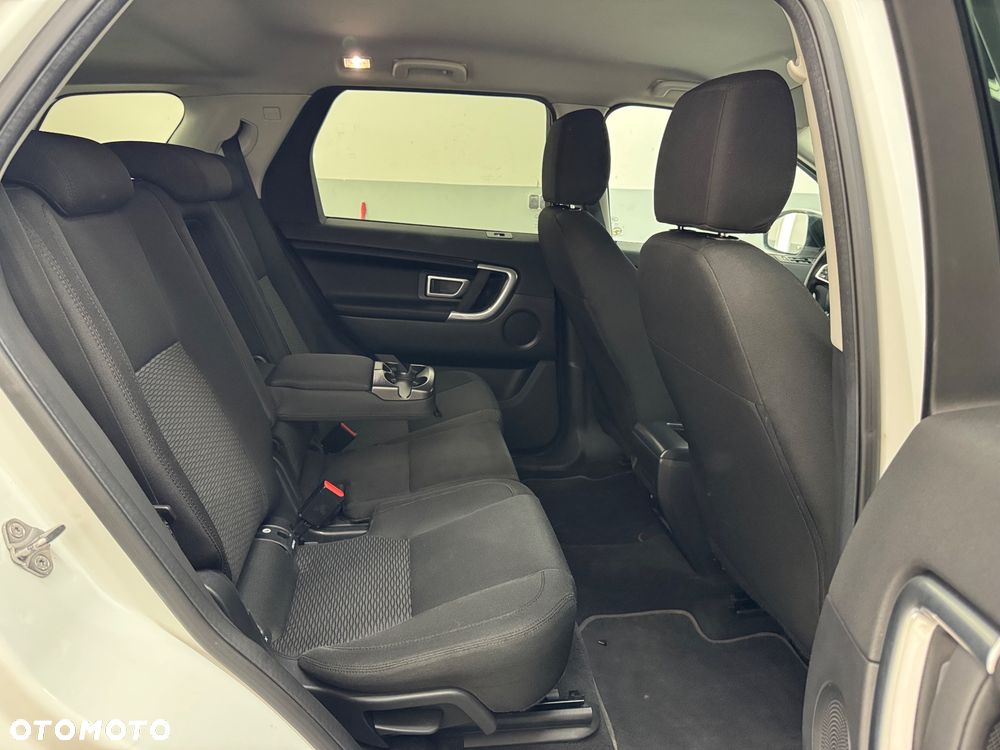 Land Rover Discovery Sport TD4 SE - 24
