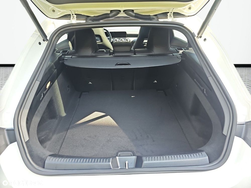 Mercedes-Benz CLA 200 AMG Line 7G-DCT - 16