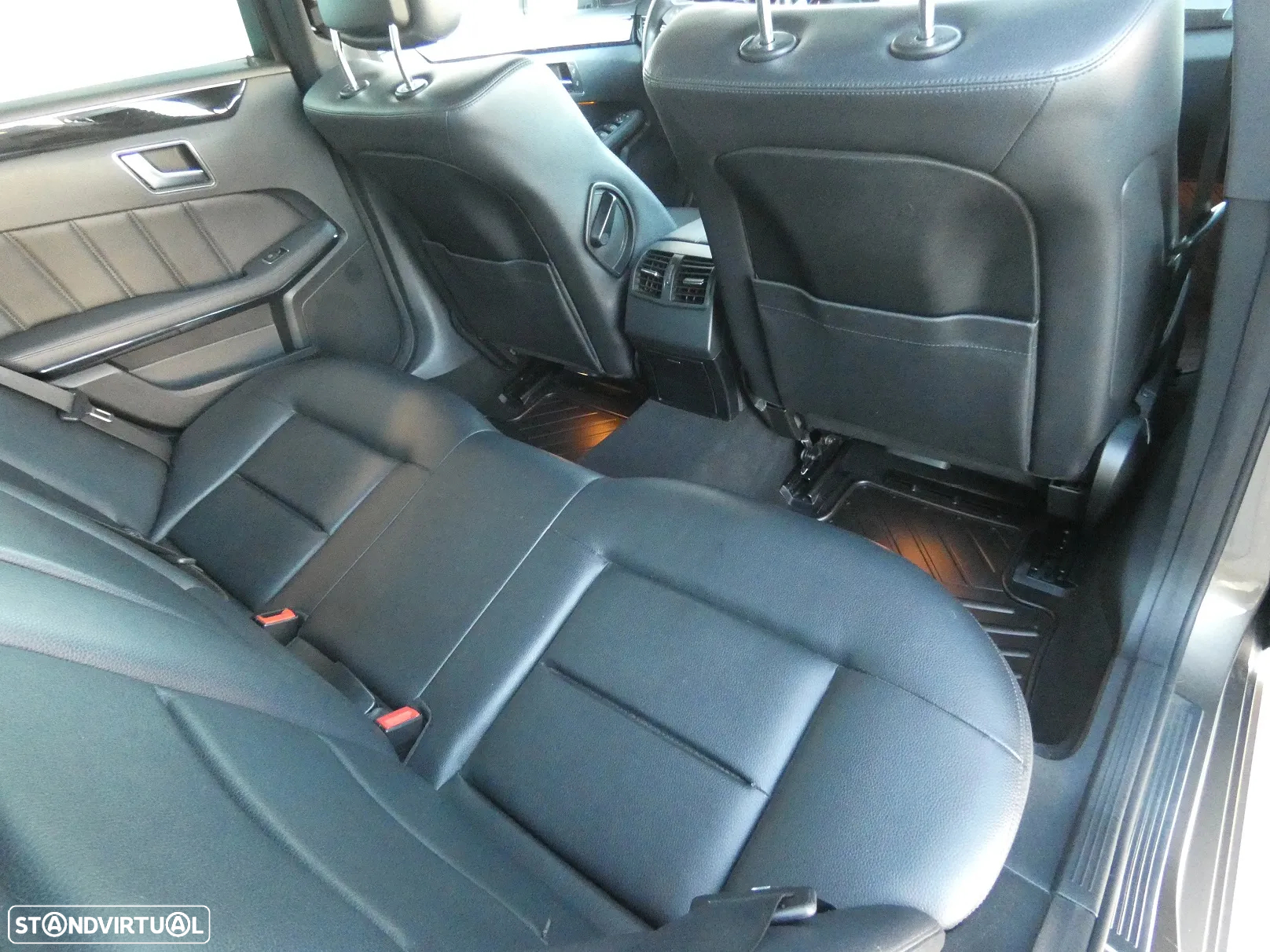 Mercedes-Benz E 250 CDi Avantgarde BlueEfficiency Auto. - 14