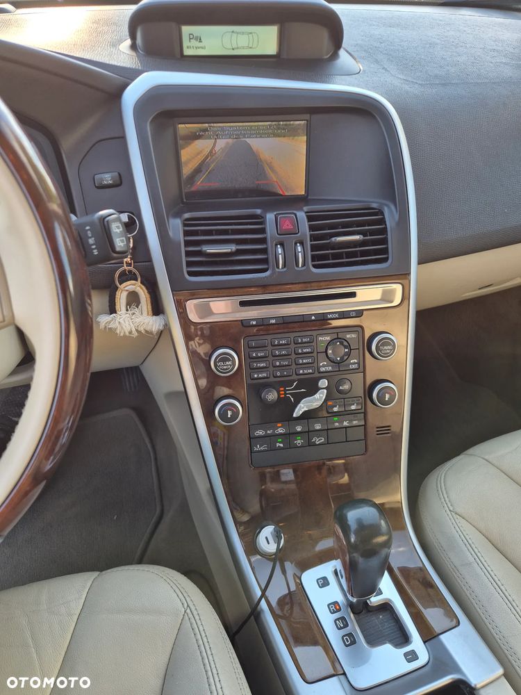 Volvo XC 60 D5 AWD Summum - 8