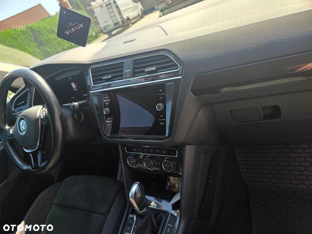 Volkswagen Tiguan - 4