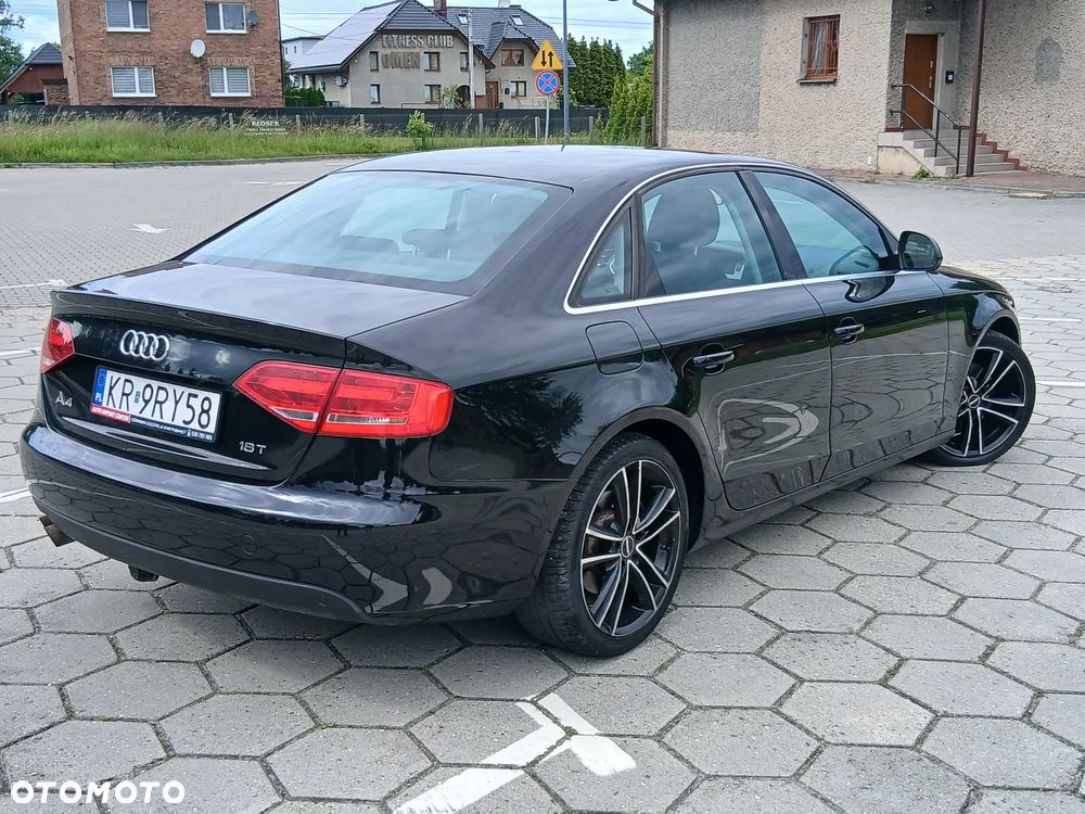 Audi A4 Limousine - 27