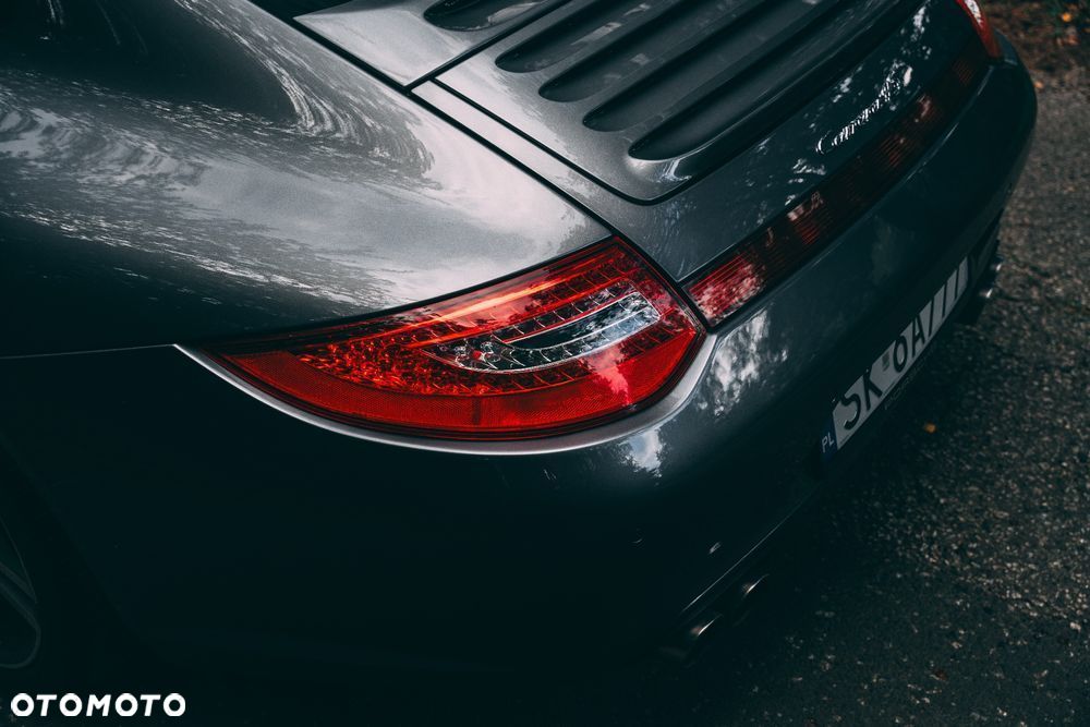 Porsche 911 Carrera 4S PDK - 14