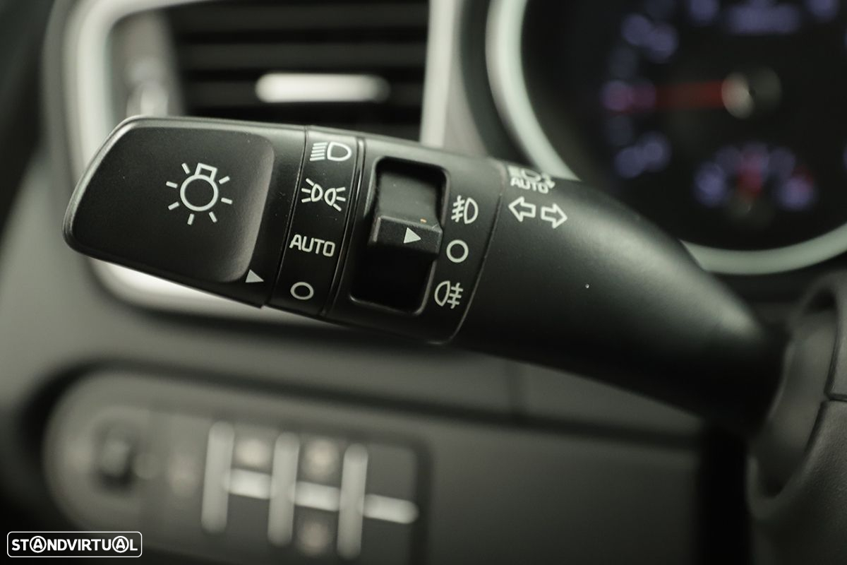 Kia Ceed 1.0 T-GDI Drive - 19