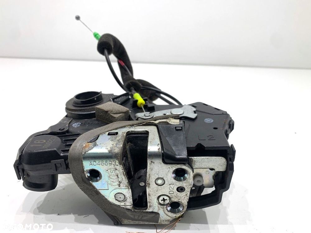 ZAMEK DRZWI LEWY PRZÓD  TOYOTA LAND CRUISER PRADO (_J12_) 2002 - 2010 3.0 D-4D (KDJ120, KDJ125, - 1