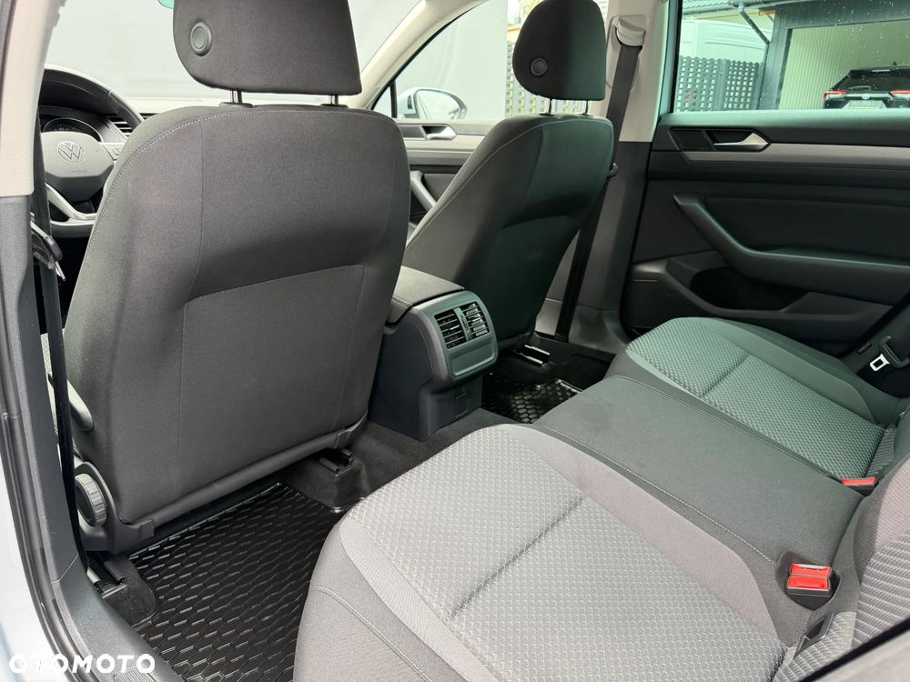 Volkswagen Passat 2.0 TDI EVO Essence - 25