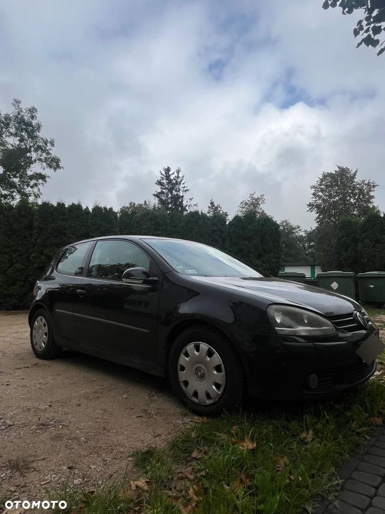 Volkswagen Golf - 5