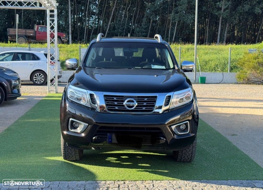 Nissan Navara 2.3 dCi CD 4WD Tekna - 2