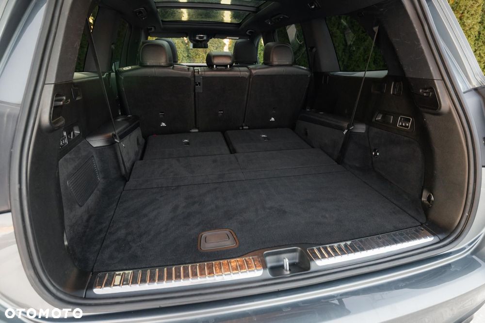 Mercedes-Benz GLS - 34