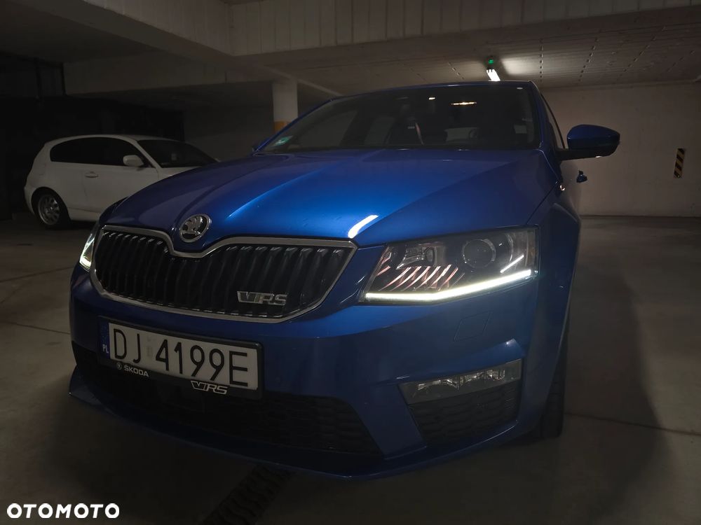 Skoda Octavia 2.0 TDI RS DSG - 1