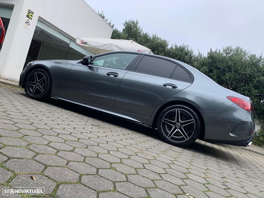Mercedes-Benz C 300 4Matic 9G-TRONIC AMG Line - 1
