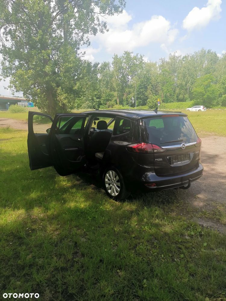 Opel Zafira - 33