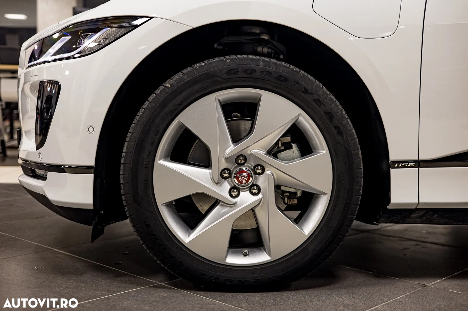 Jaguar I-Pace HSE - 11