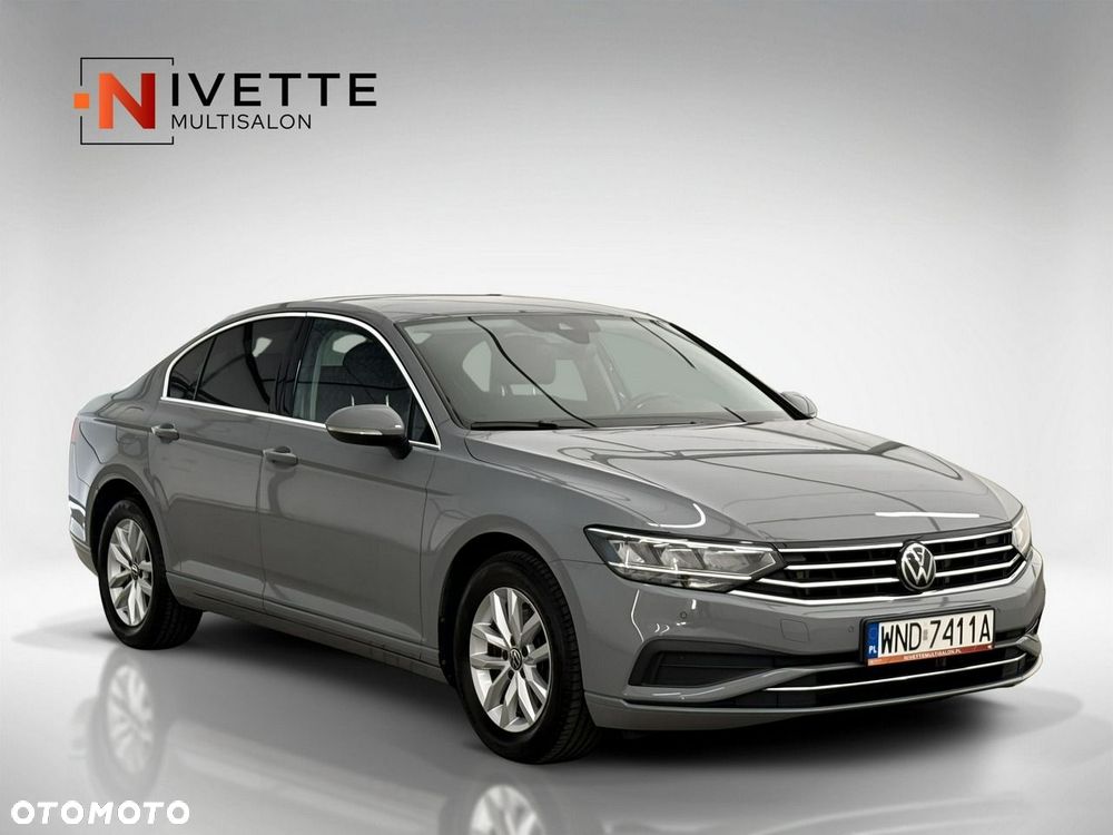 Volkswagen Passat - 4