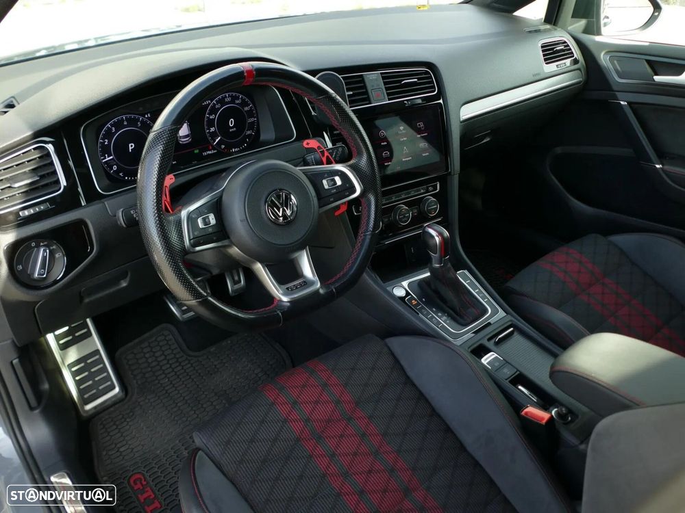 VW Golf 2.0 TSI GTi TCR DSG - 28