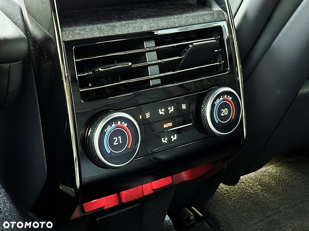 Land Rover Range Rover Sport - 29